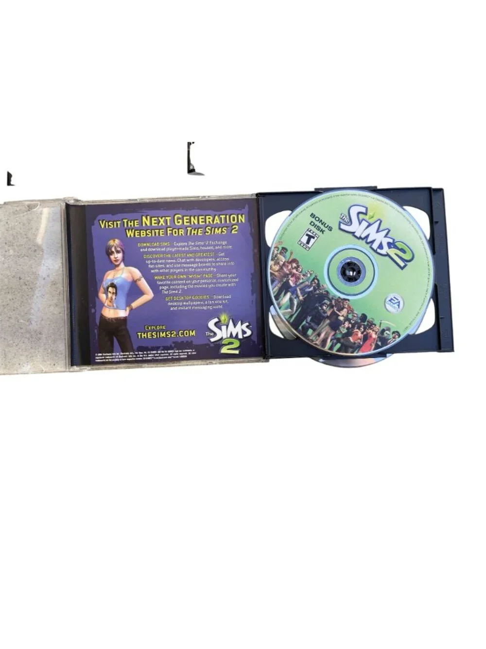 The SIMS 2 PC Complete in Original Case W/ Manuals